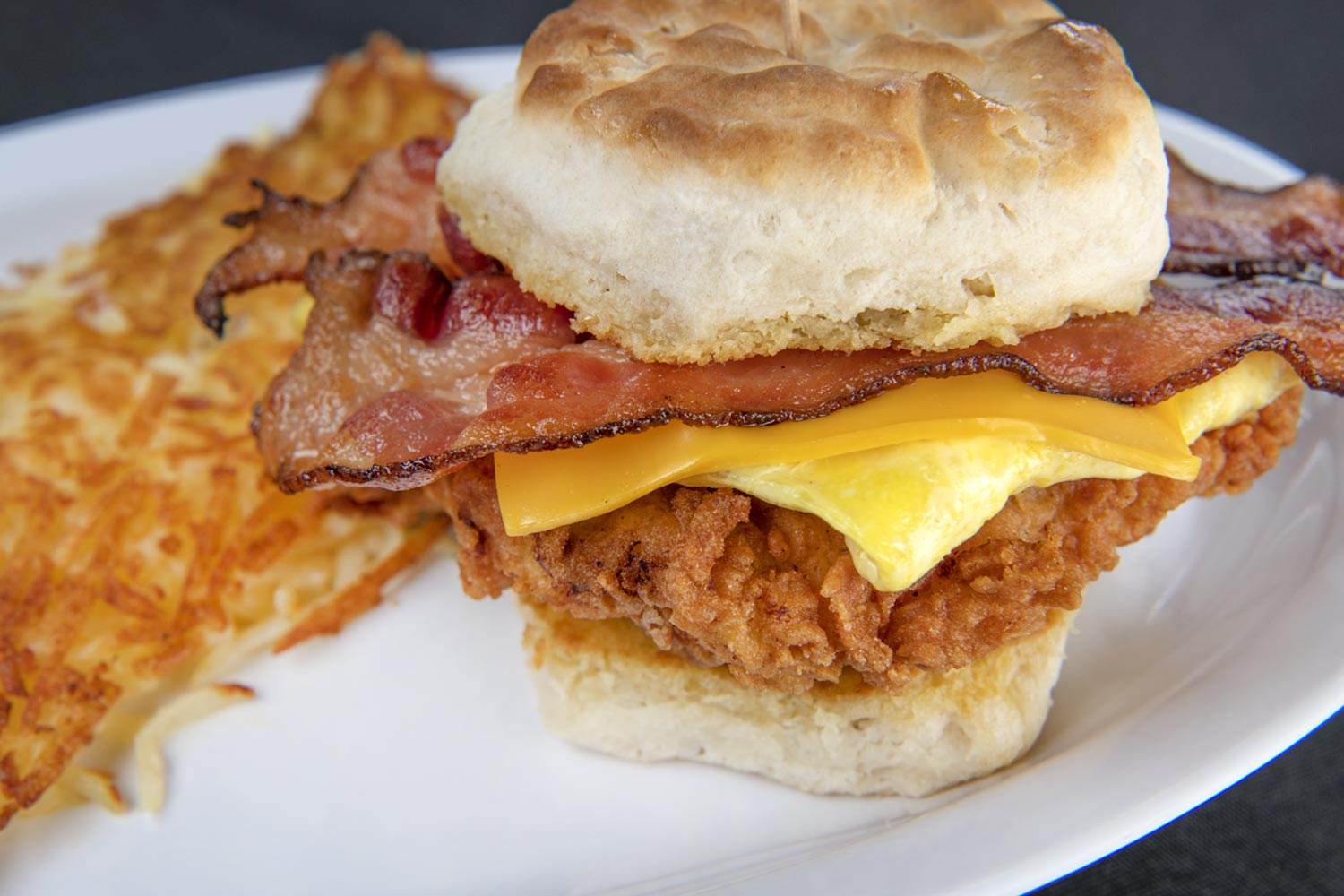 DELUXE CHICKEN BISCUIT