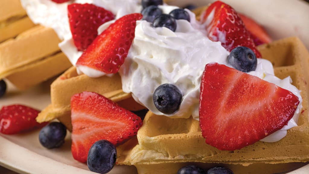 BERRIES & CREAM